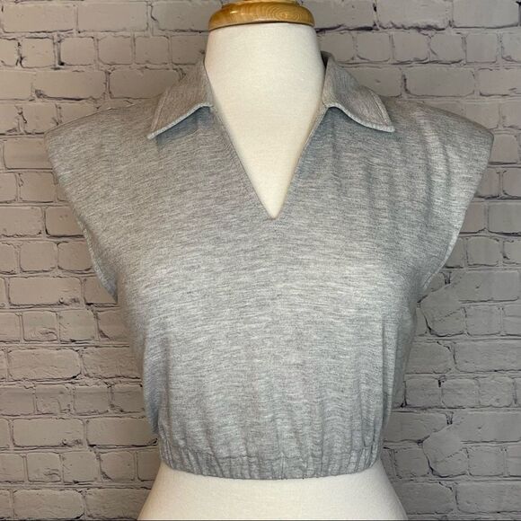 Le Lis Collared Crop Top - Picture 1 of 7
